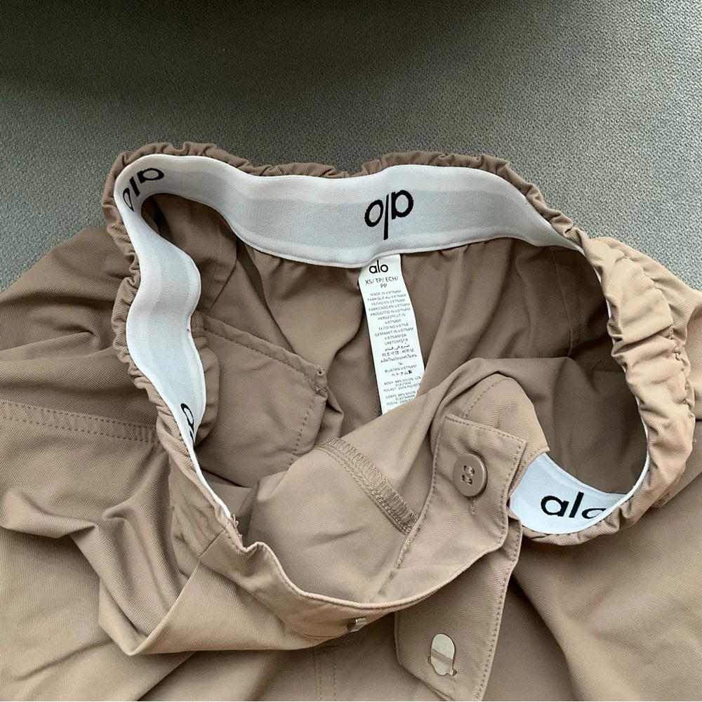 Alo Yoga Flip It Mini Skort Taupe XS